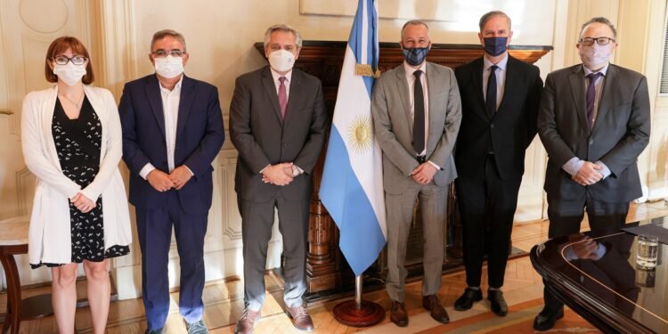 La empresa Livent triplicará la capacidad productiva de litio en el país