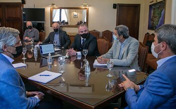 Reunión del Gobernador de San Juan con empresarios mineros vinculados al proyecto Los Azules