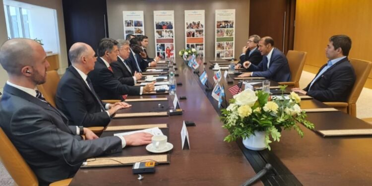 La provincia otorgó la concesión hidrocarburífera El Trapial Este a la empresa Chevron