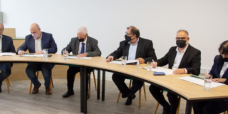 La provincia de Córdoba y la UNC impulsan Diplomatura en Gestión Sostenible de la Energía