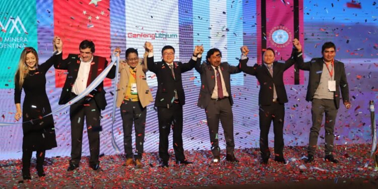 Ponen en marcha la construcción de otro proyecto de litio en Salta