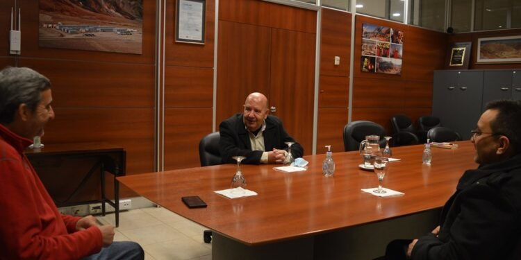 Reunión en Minería con la cúpula de AOMA nacional y provincial