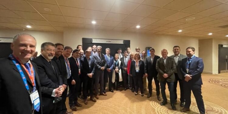 Todos los sectores de la minería de San Juan, presentes en la feria minera de Canadá