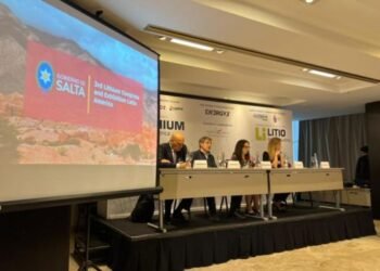 El Gobierno promociona en Buenos Aires su política de desarrollo de litio