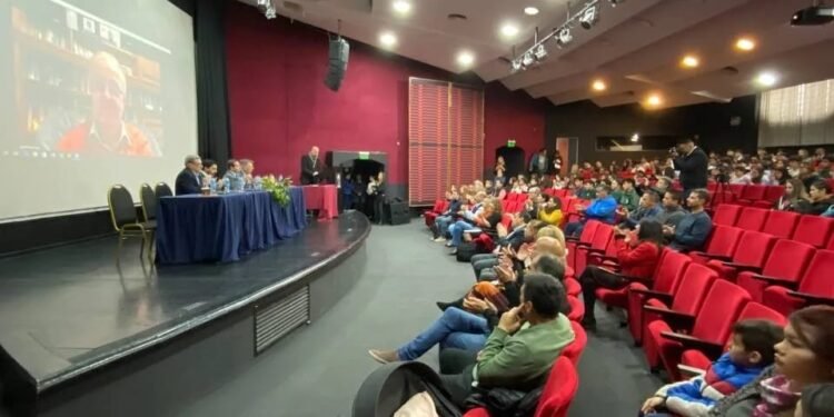 El Primer Foro Minero “Juventud y Minería” se desarrolla con una amplia convocatoria