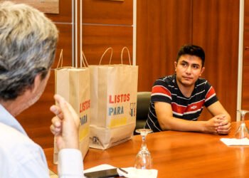 Minería, presente ante las necesidades de la educación jachallera